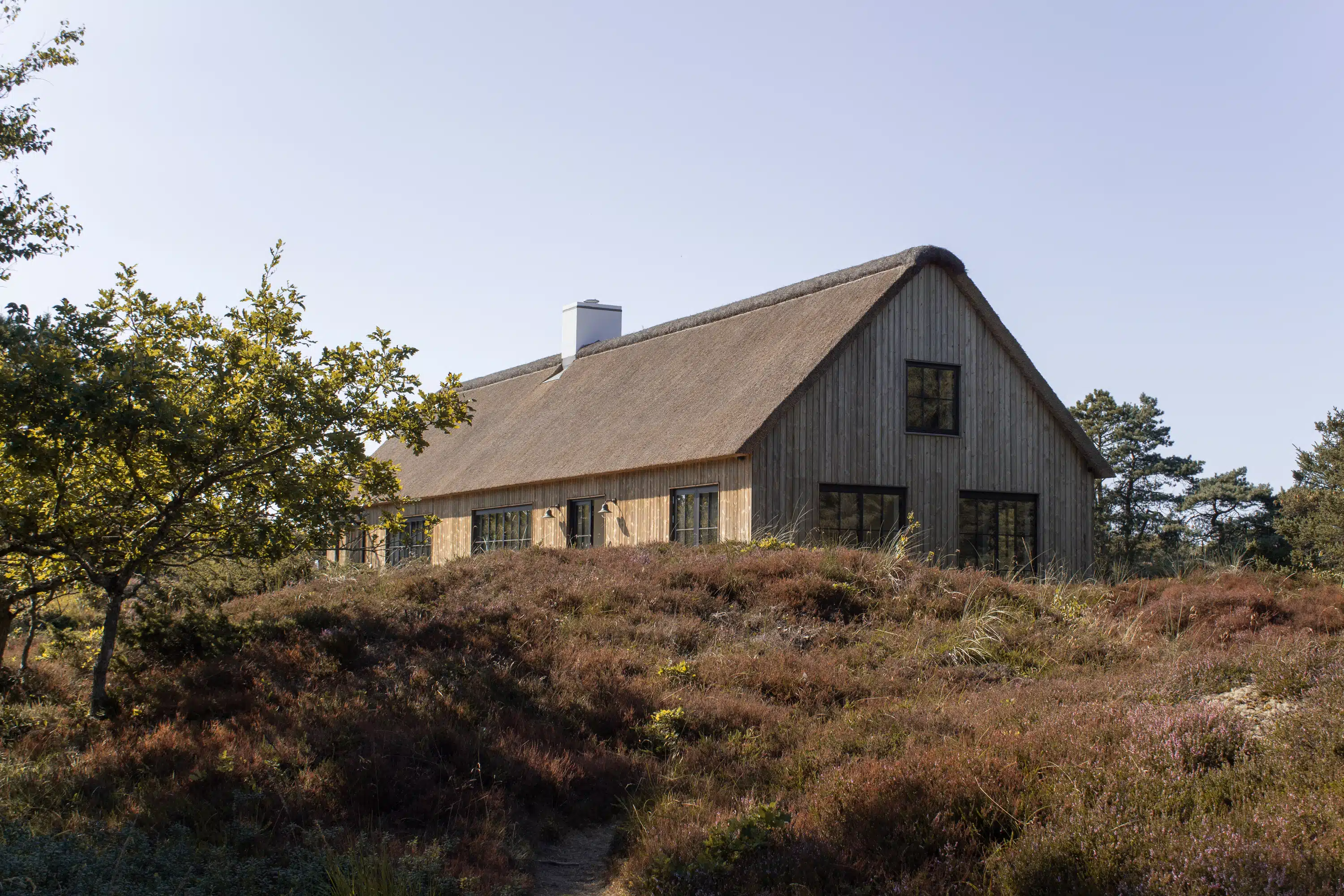 http://Arkitektfirmaet-Hovaldt_sommerhus_i_plantagen_1